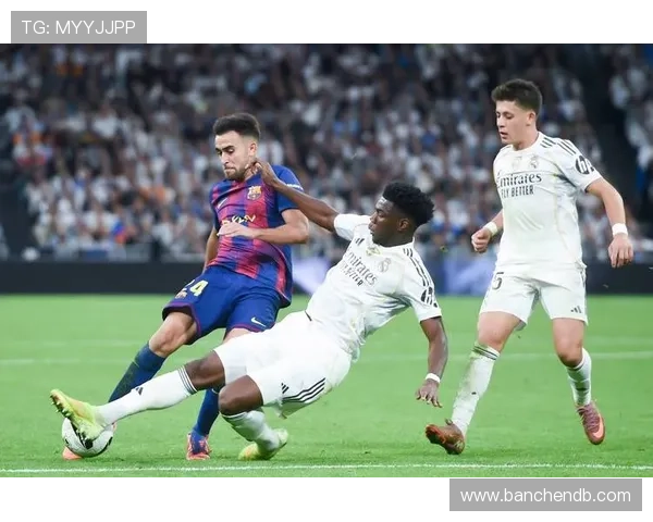 西甲本轮最佳阵容出炉亚马尔贝林领衔巴萨皇马球员闪耀